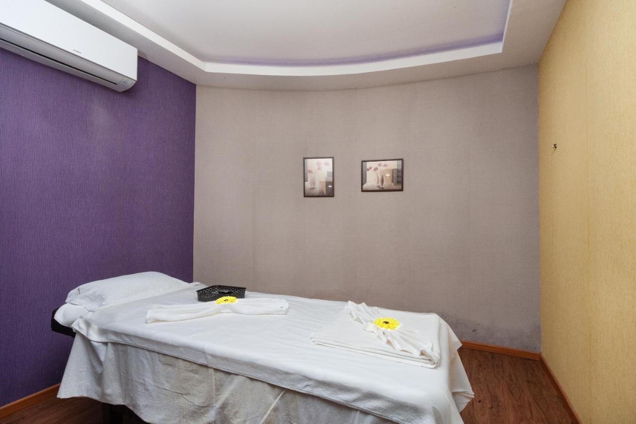 Capital O 6229 Ilara Hotels And Resorts Siruseri Extérieur photo