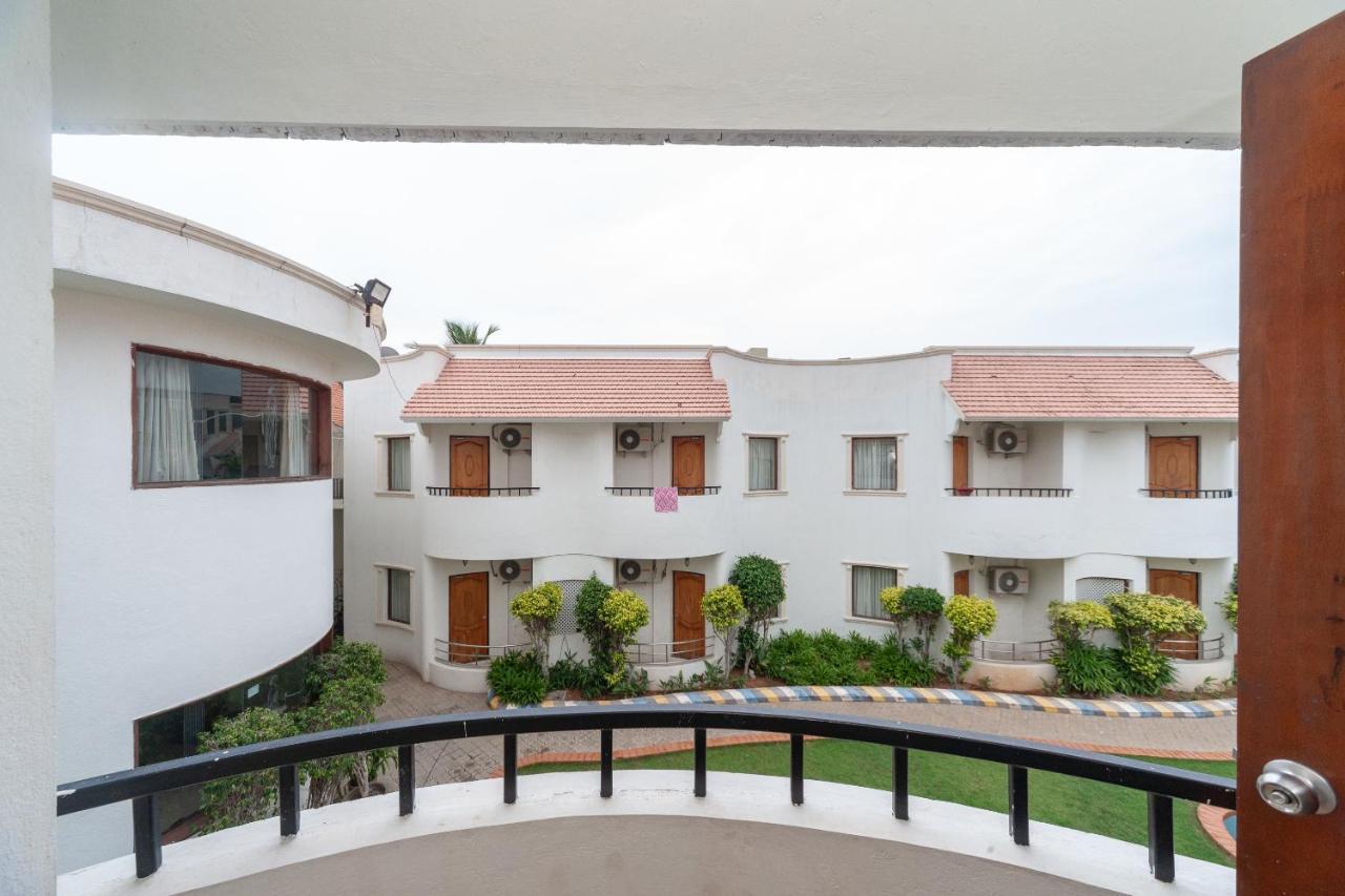 Capital O 6229 Ilara Hotels And Resorts Siruseri Extérieur photo