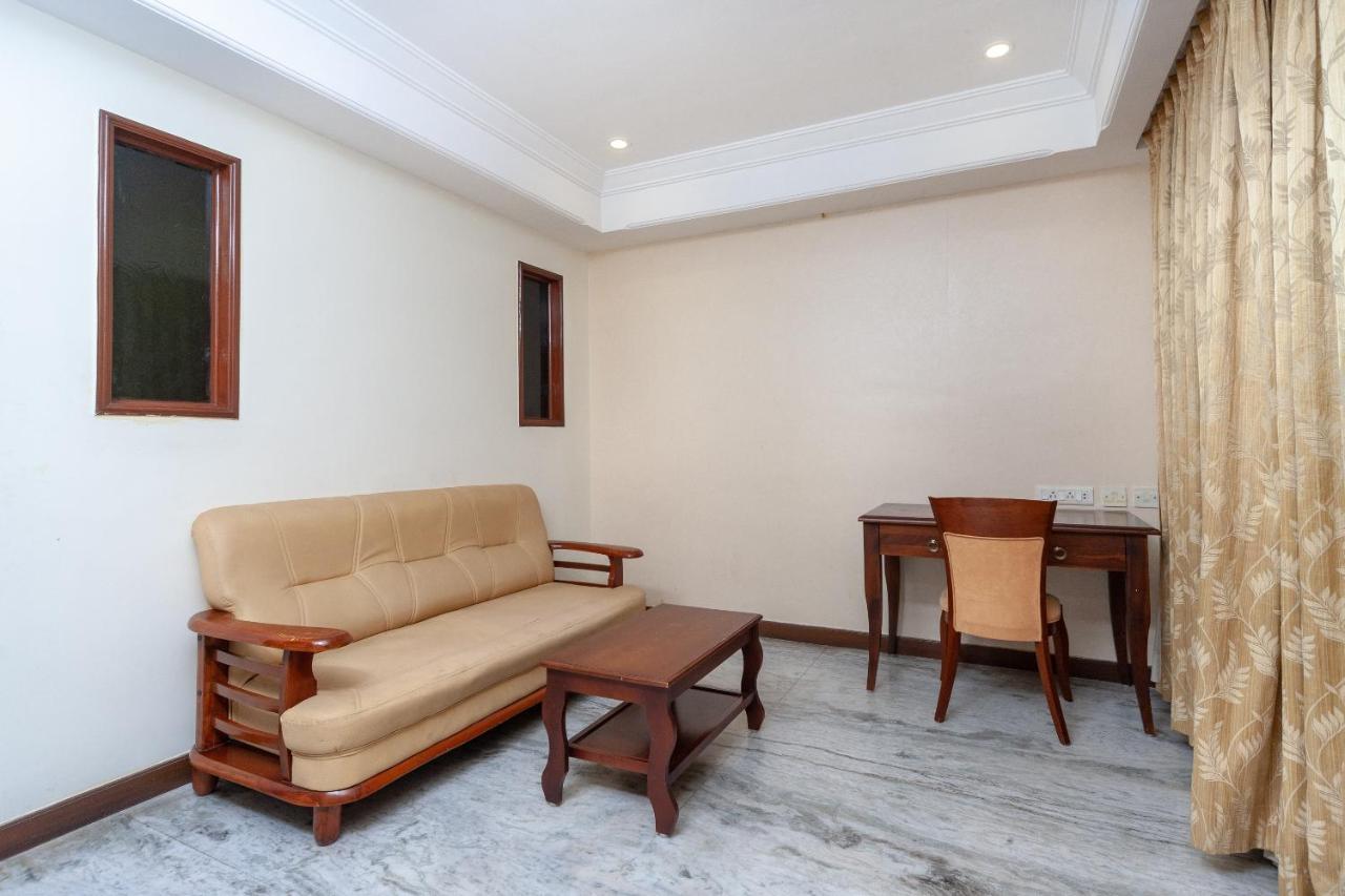 Capital O 6229 Ilara Hotels And Resorts Siruseri Extérieur photo