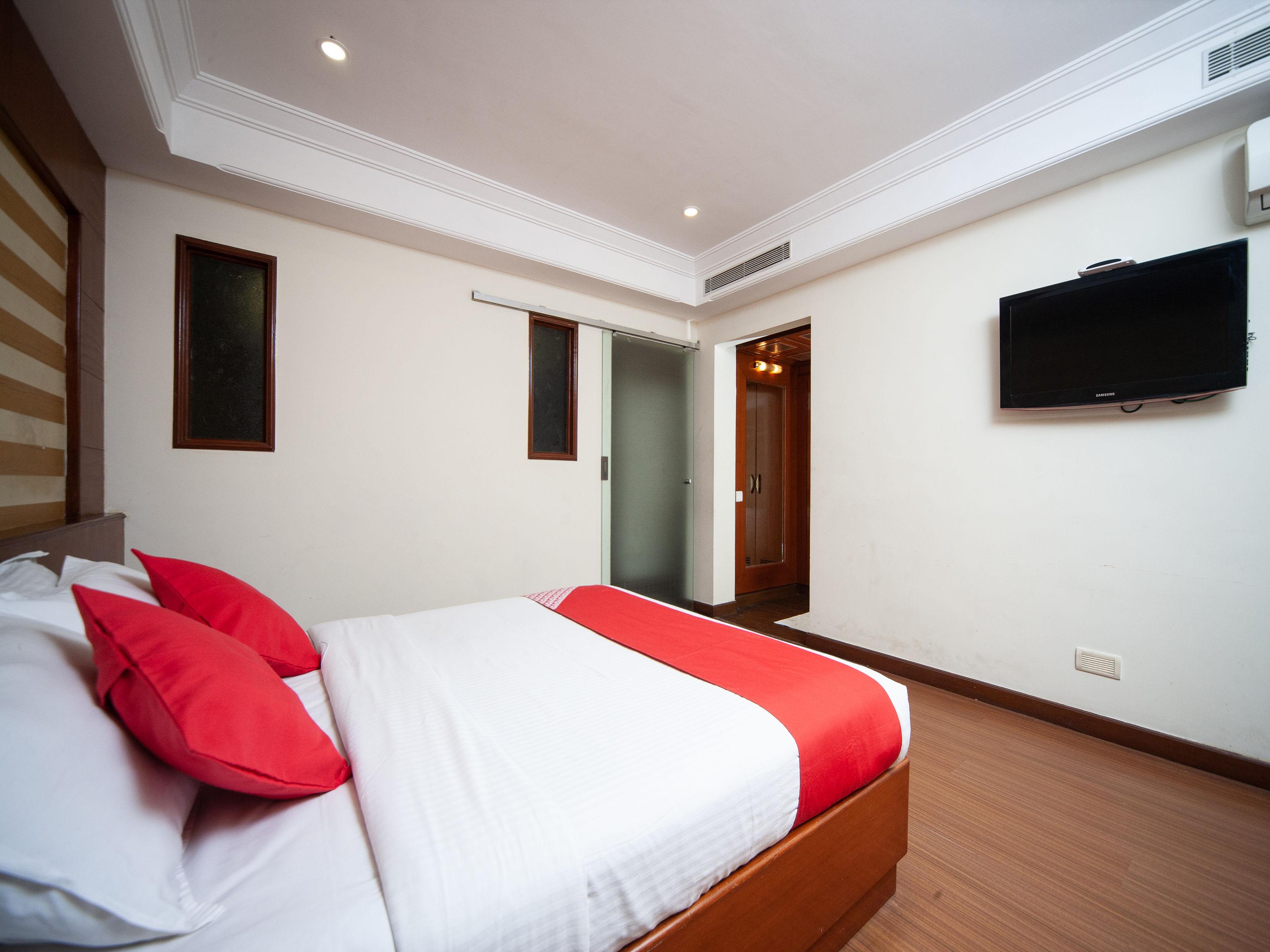 Capital O 6229 Ilara Hotels And Resorts Siruseri Extérieur photo